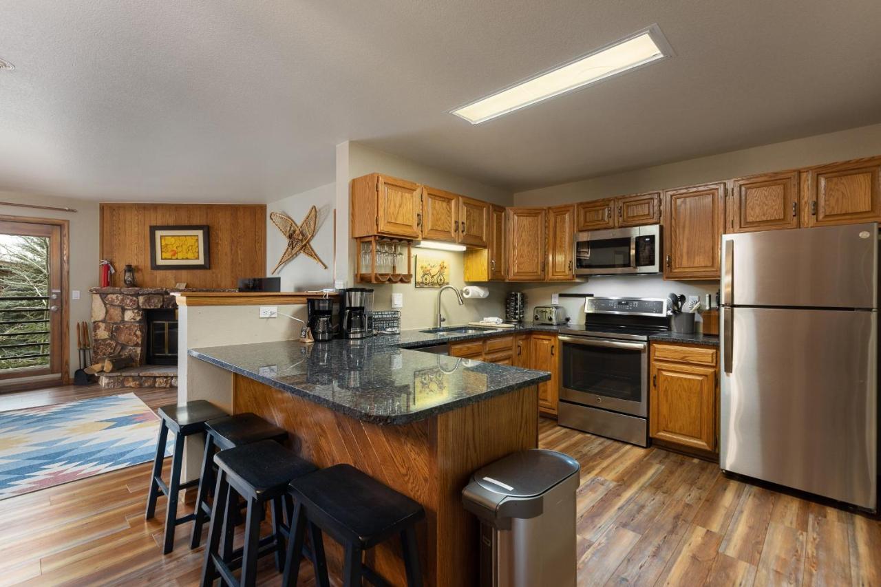 309 Snowdance Manor Condo キーストーン エクステリア 写真